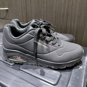 Sketchers Size 10 Air Cooled Memory Foam Ladies Shoes